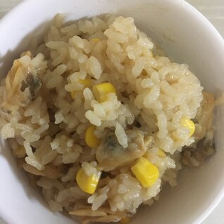 あさりと冷凍コーンで簡単炊き込みご飯♪